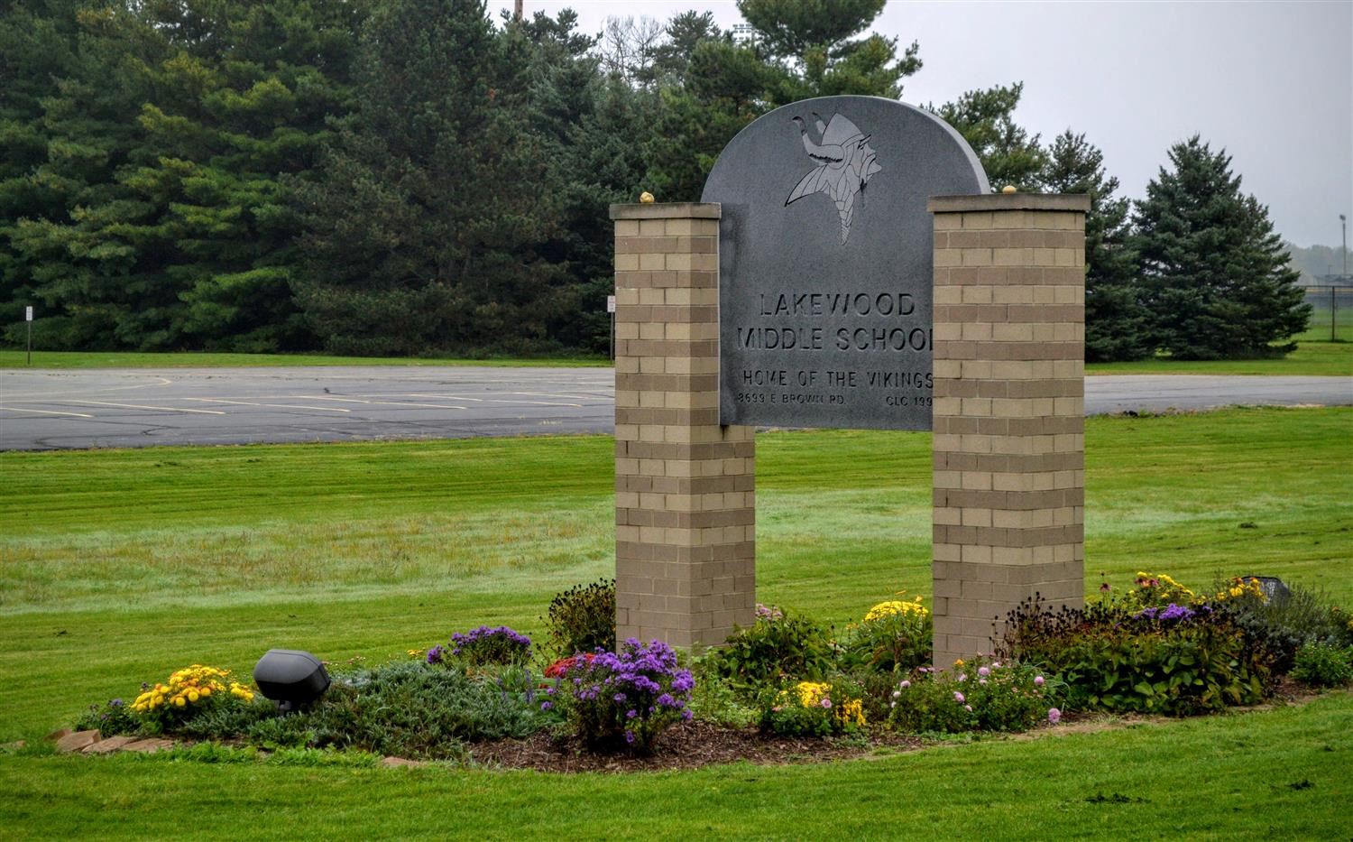 Lakewood Middle School front sign