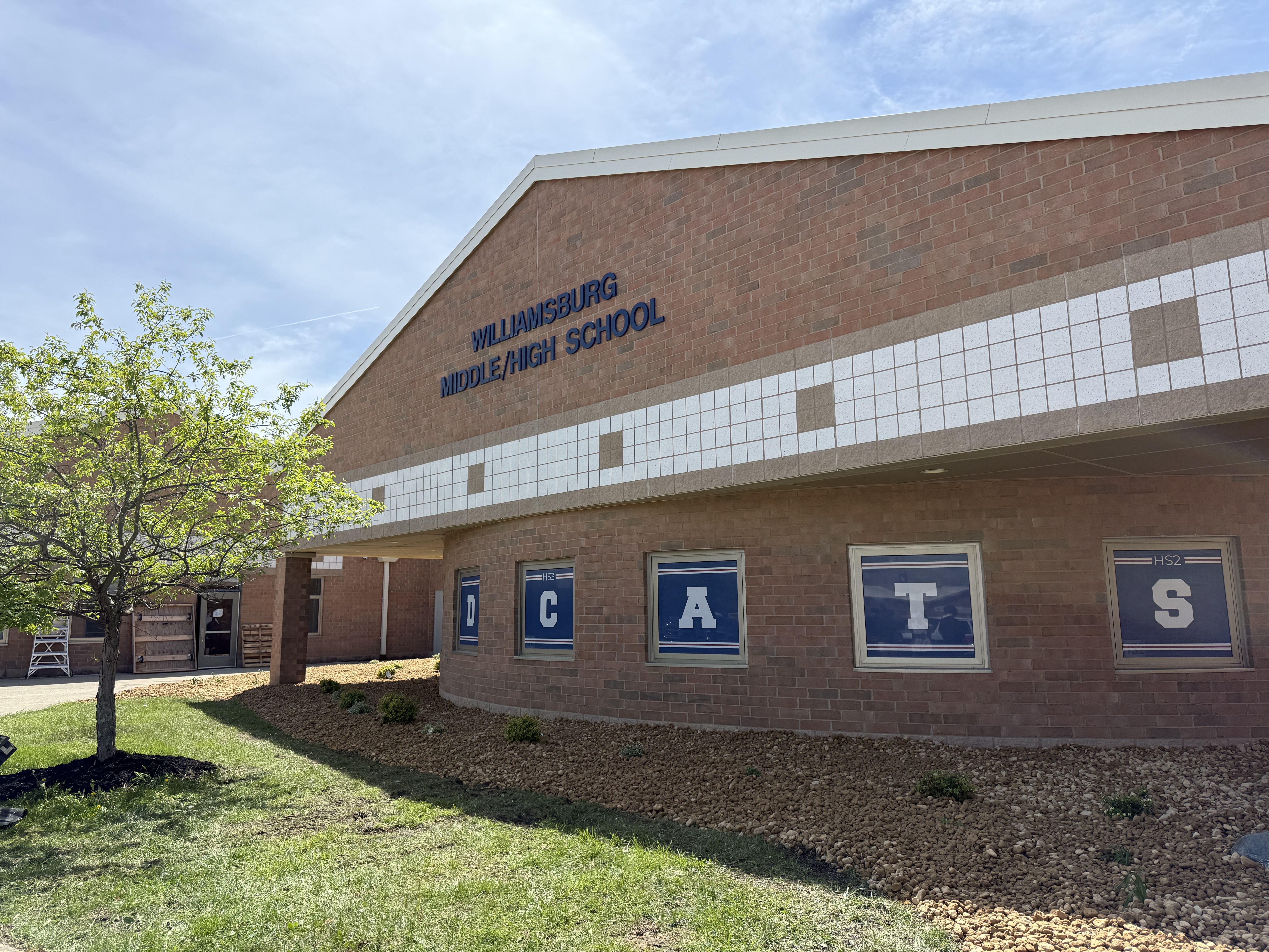 middle high school landscape photo