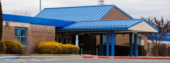 Photo of the front of Bakerfield Elementary School