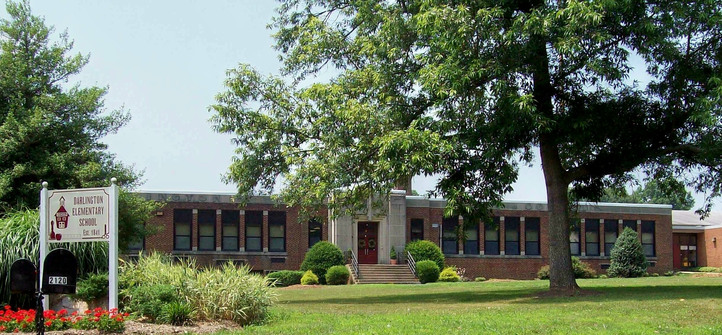 Photo of Darlington Elementary School