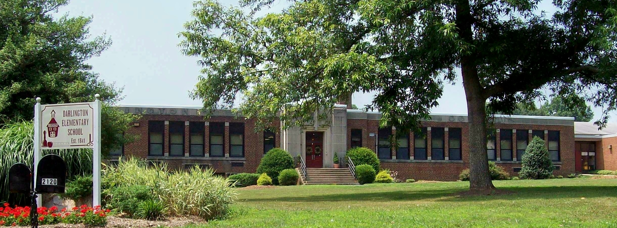 Photo of Darlington Elementary School