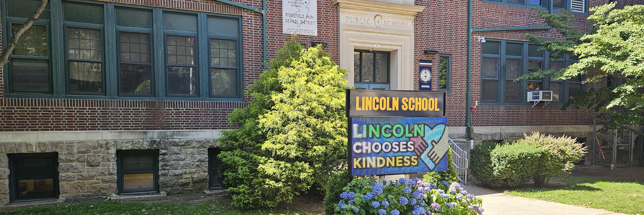 Lincoln School