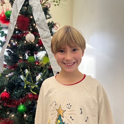 girl with Christmas tree