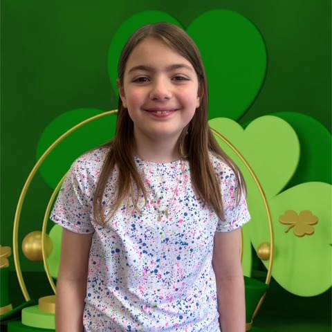 girl with green background