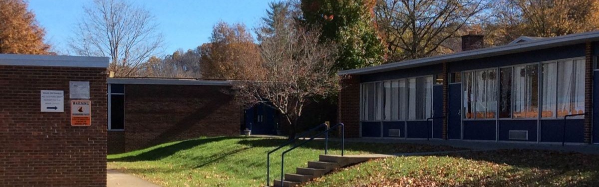 Lakewood Elementary School Building Front Entrance