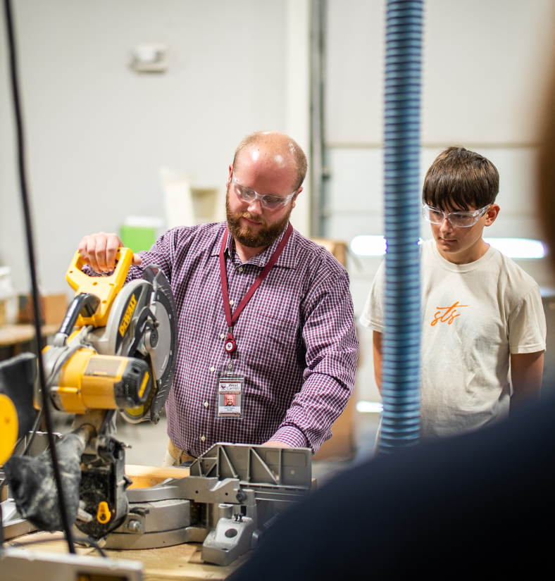 WC CTE Images of Students in programs