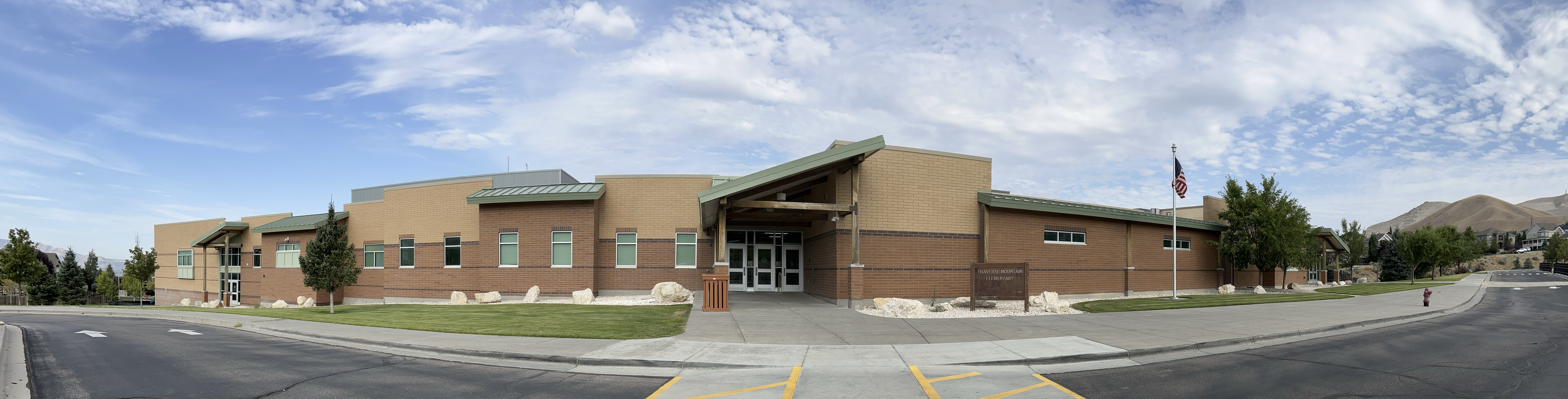 Picture of the front of the school