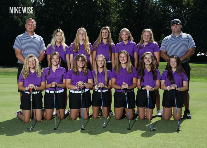 Photo of the 2019-2020 Girls Golf team.