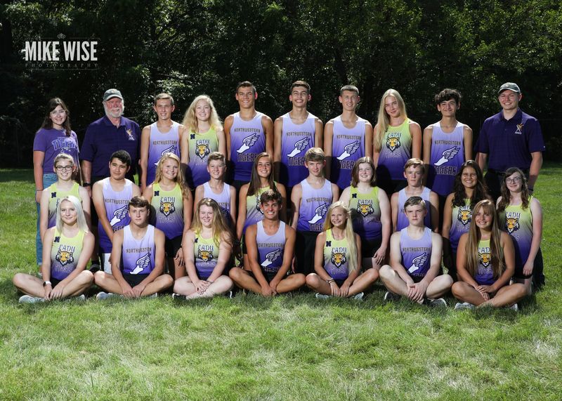 Photo of the 2019-2020 Cross Country team.