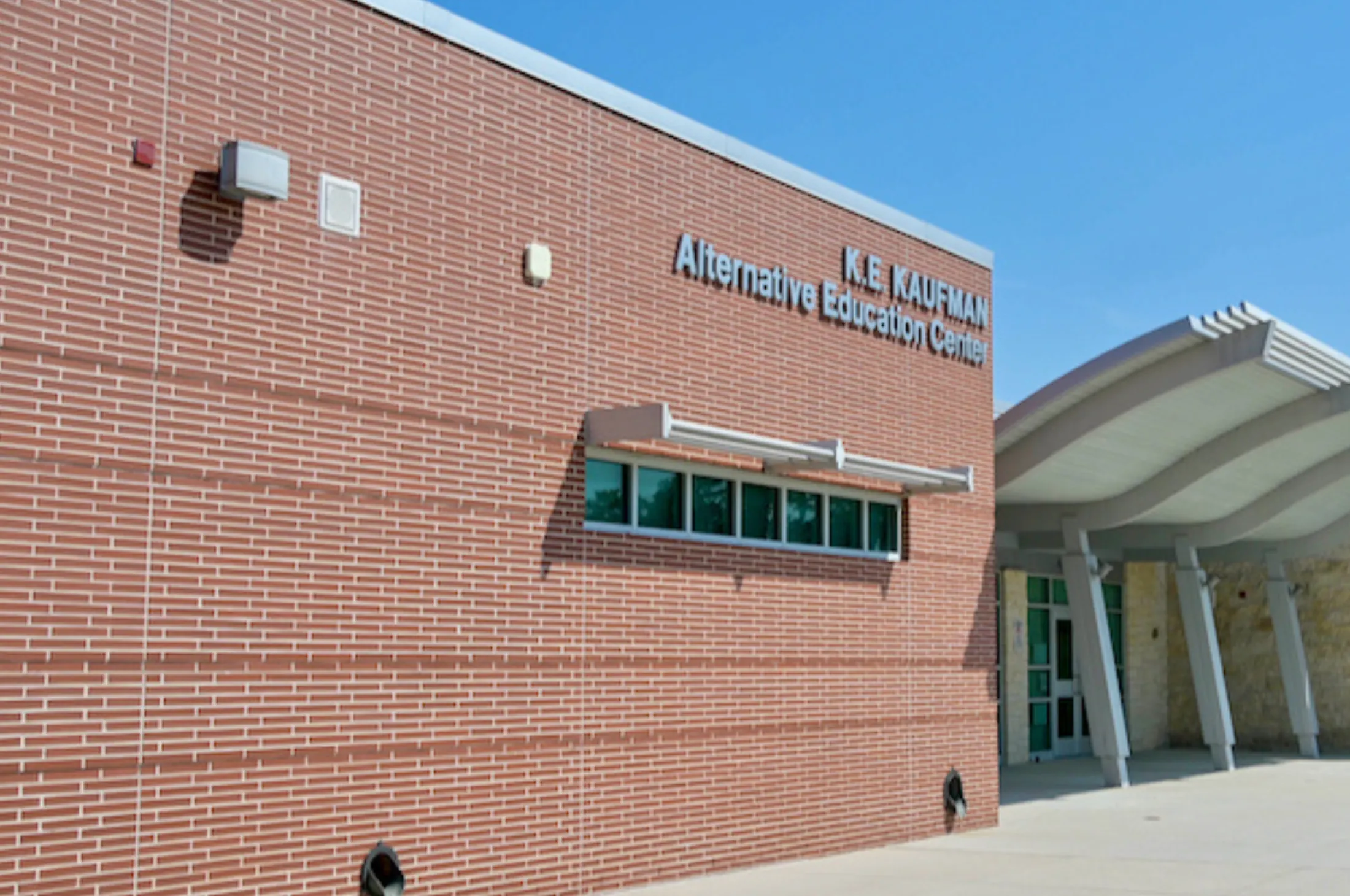 KE Kaufman exterior