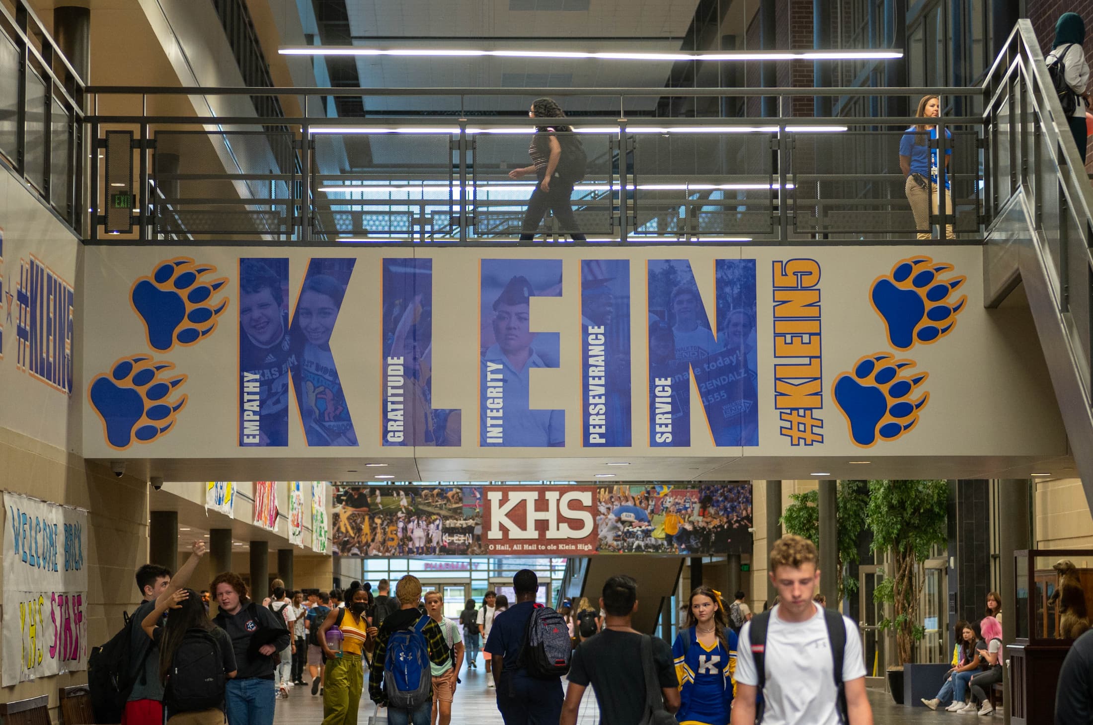 Klein High Main Hallway 