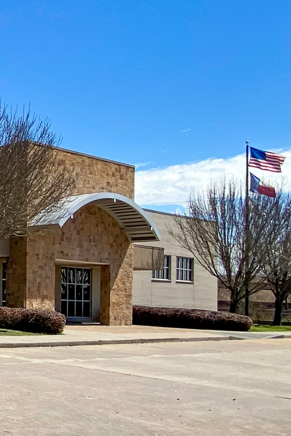Front of Vistas High School