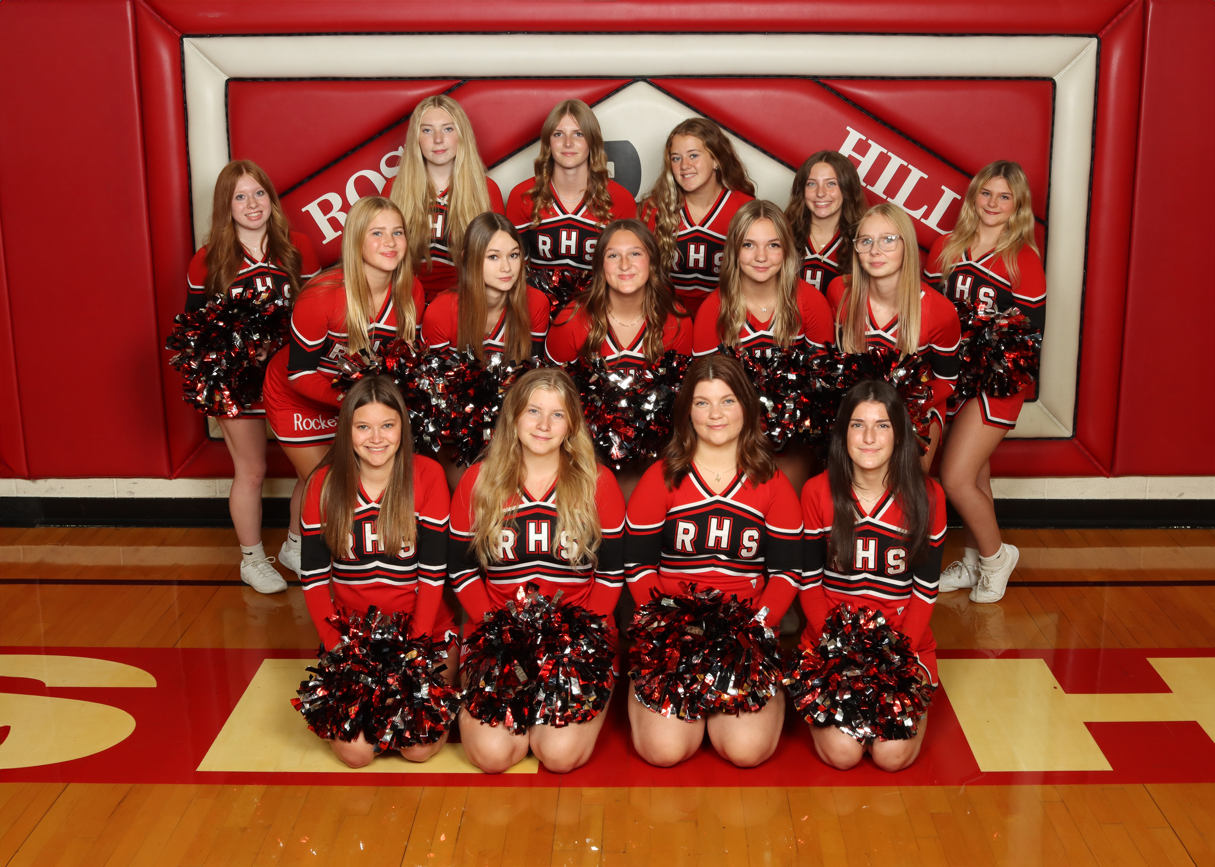 2025 Cheerleading team photo