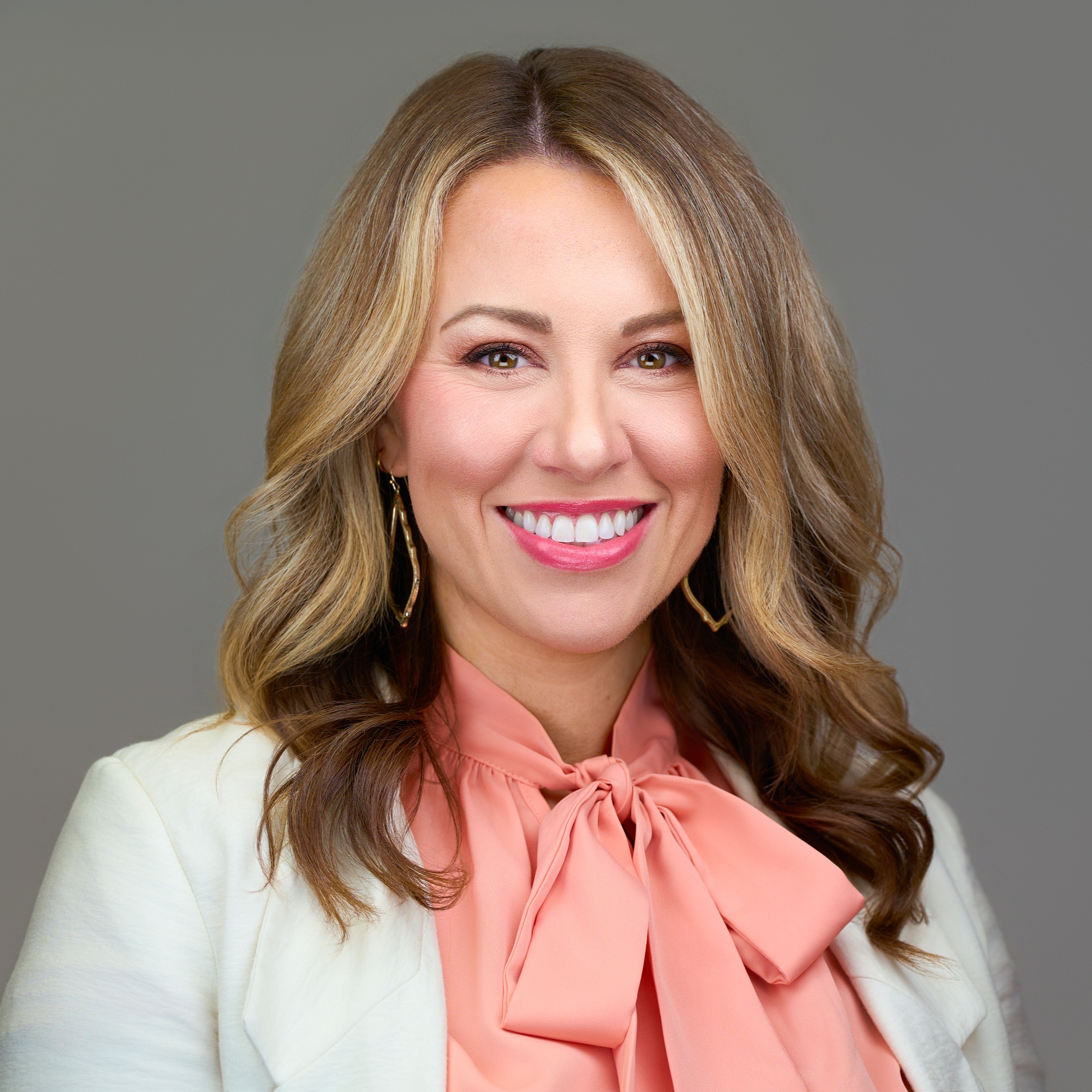 rikki harper principal's headshot