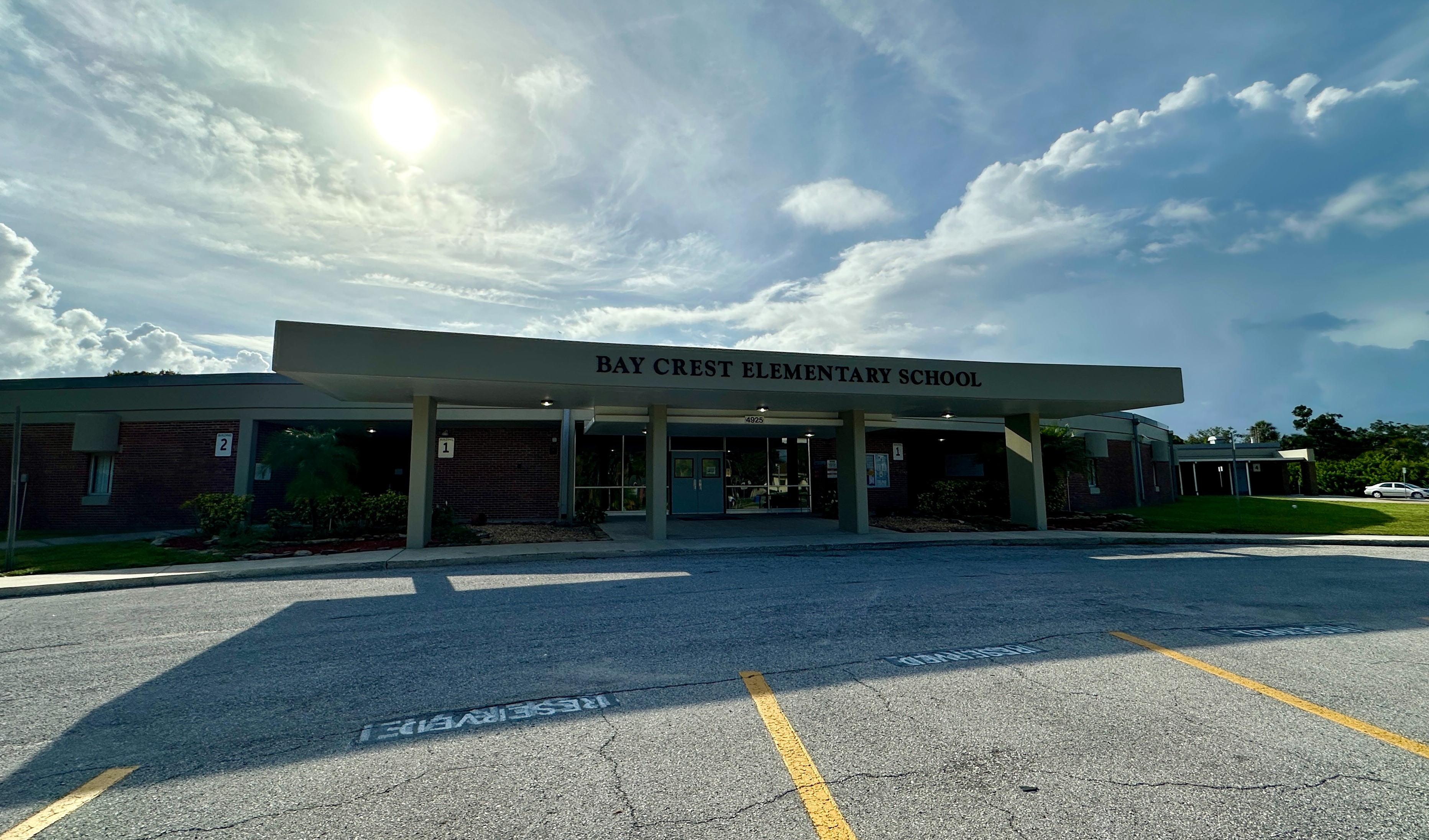 Bay Crest Elementary School