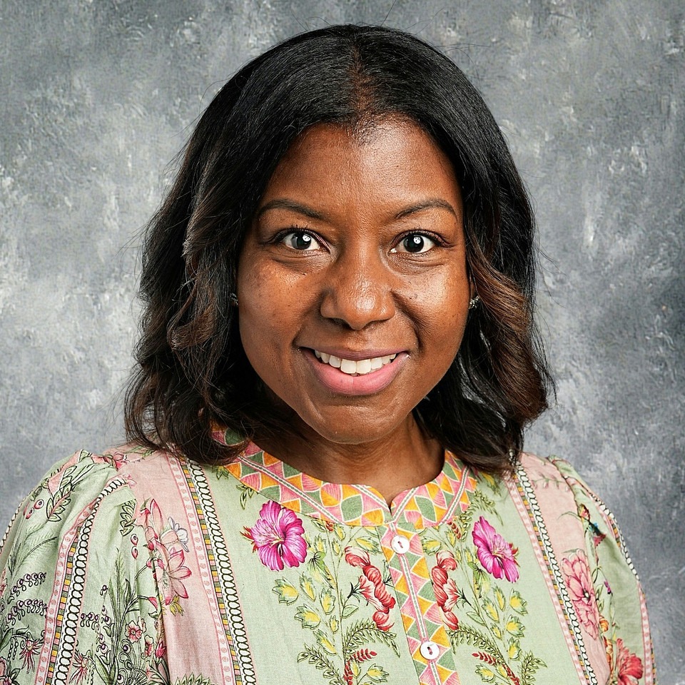 Tamethea Simmons, Principal