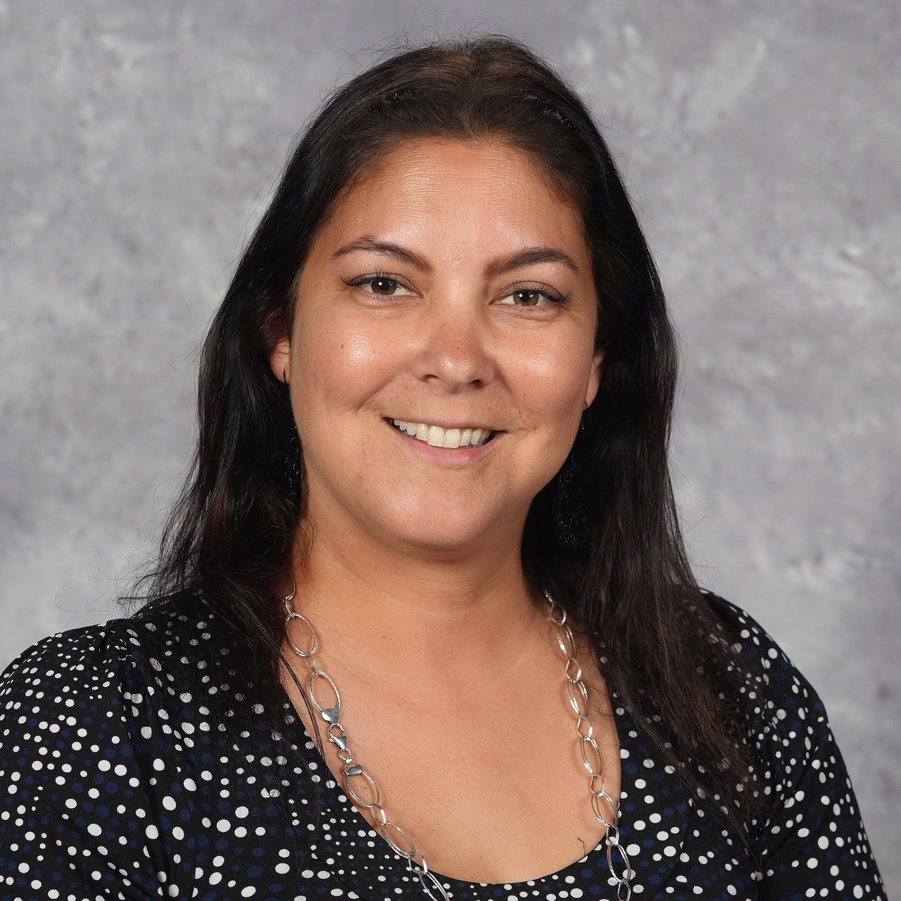 Diane Sanchez, Principal