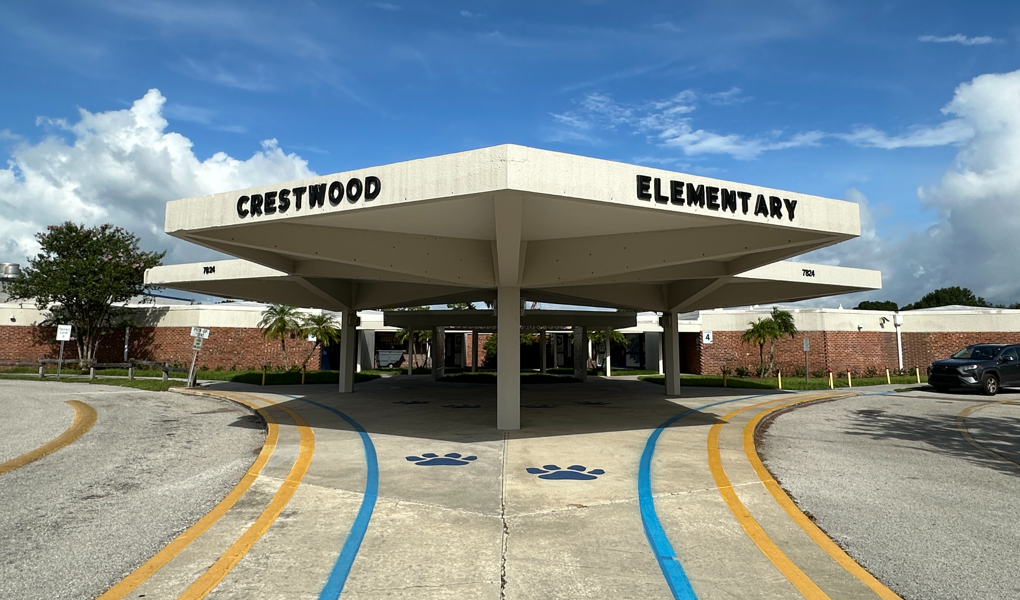 Crestwood Elementary School