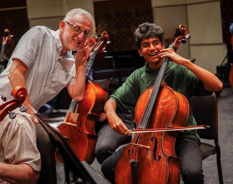 Cello