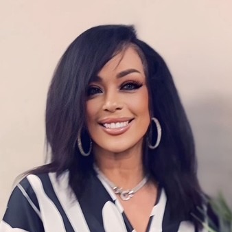 Shonda Flores, Principal