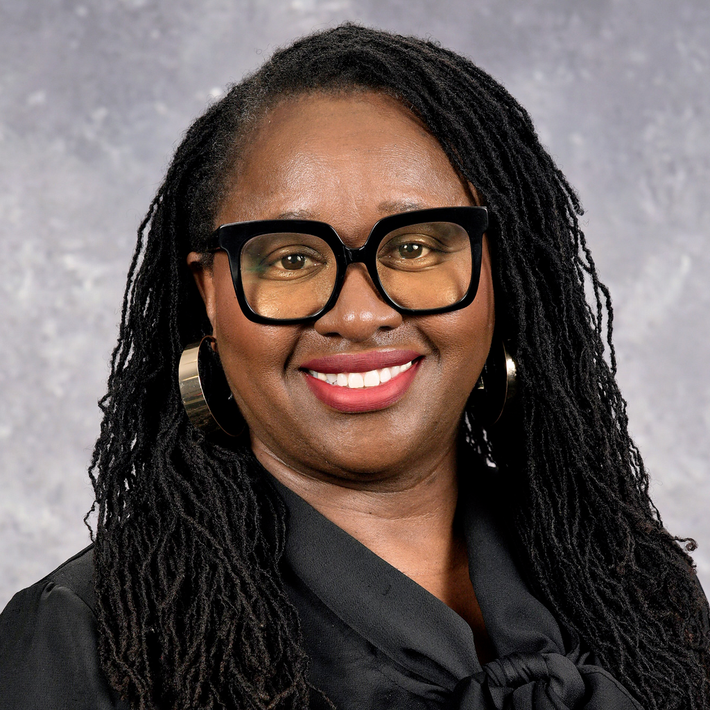 Angela Brown, Principal
