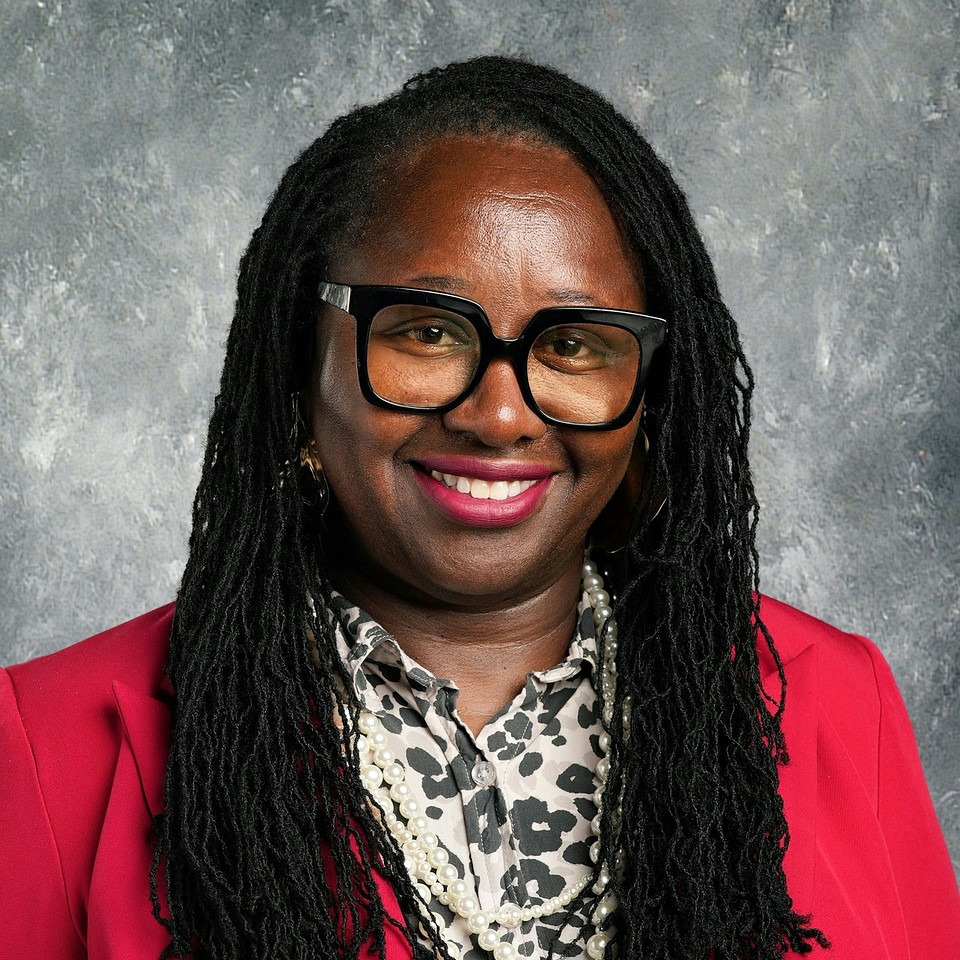 Angela Brown, Principal