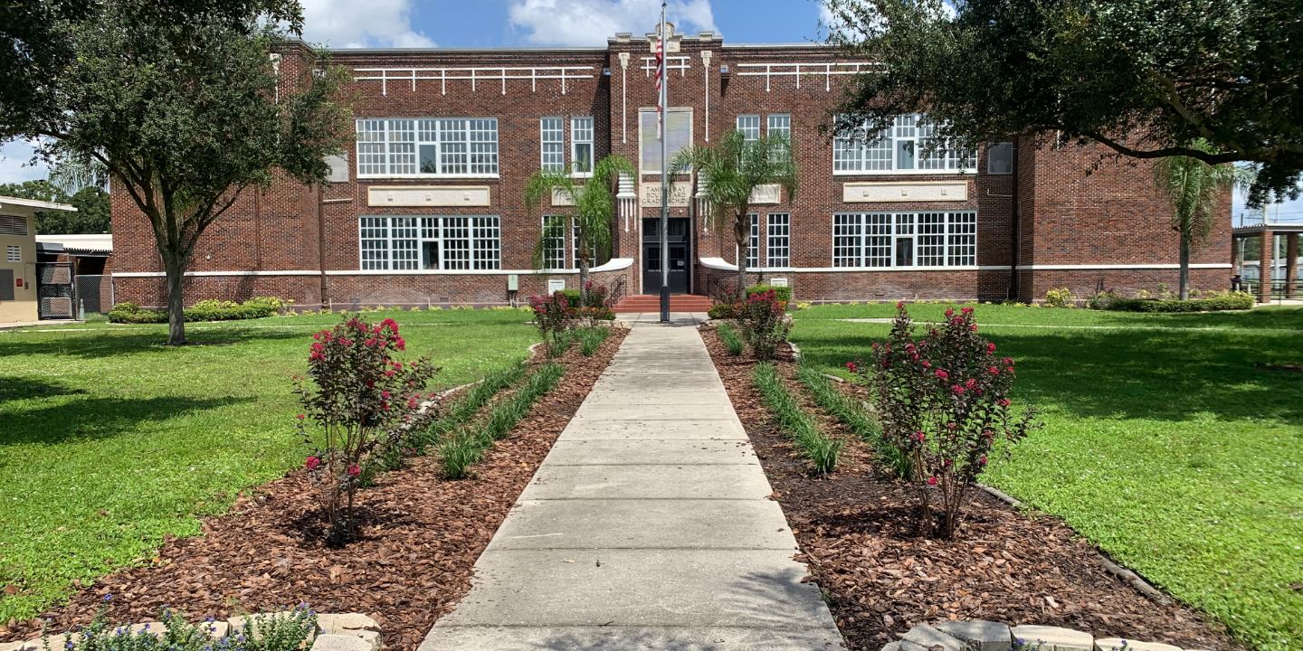  Tampa Bay Boulevard Elementary School