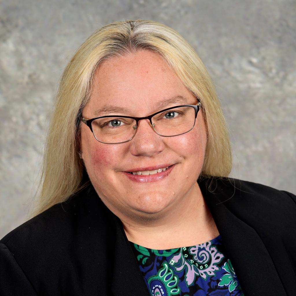 Nicole Zamora, Principal