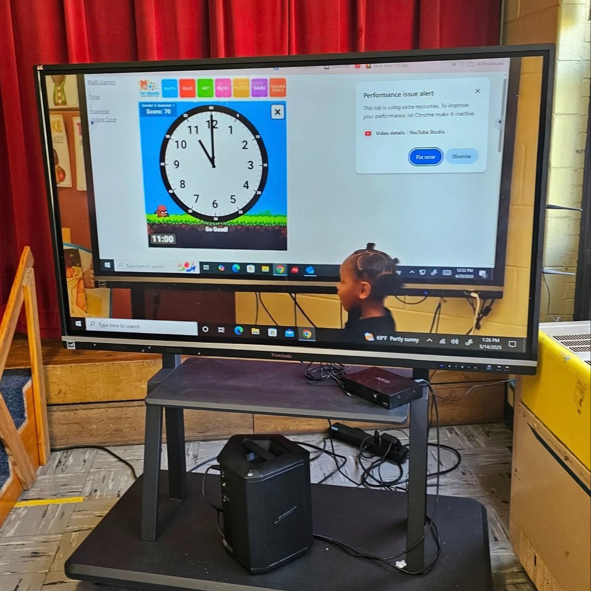 Picture of a tv screen