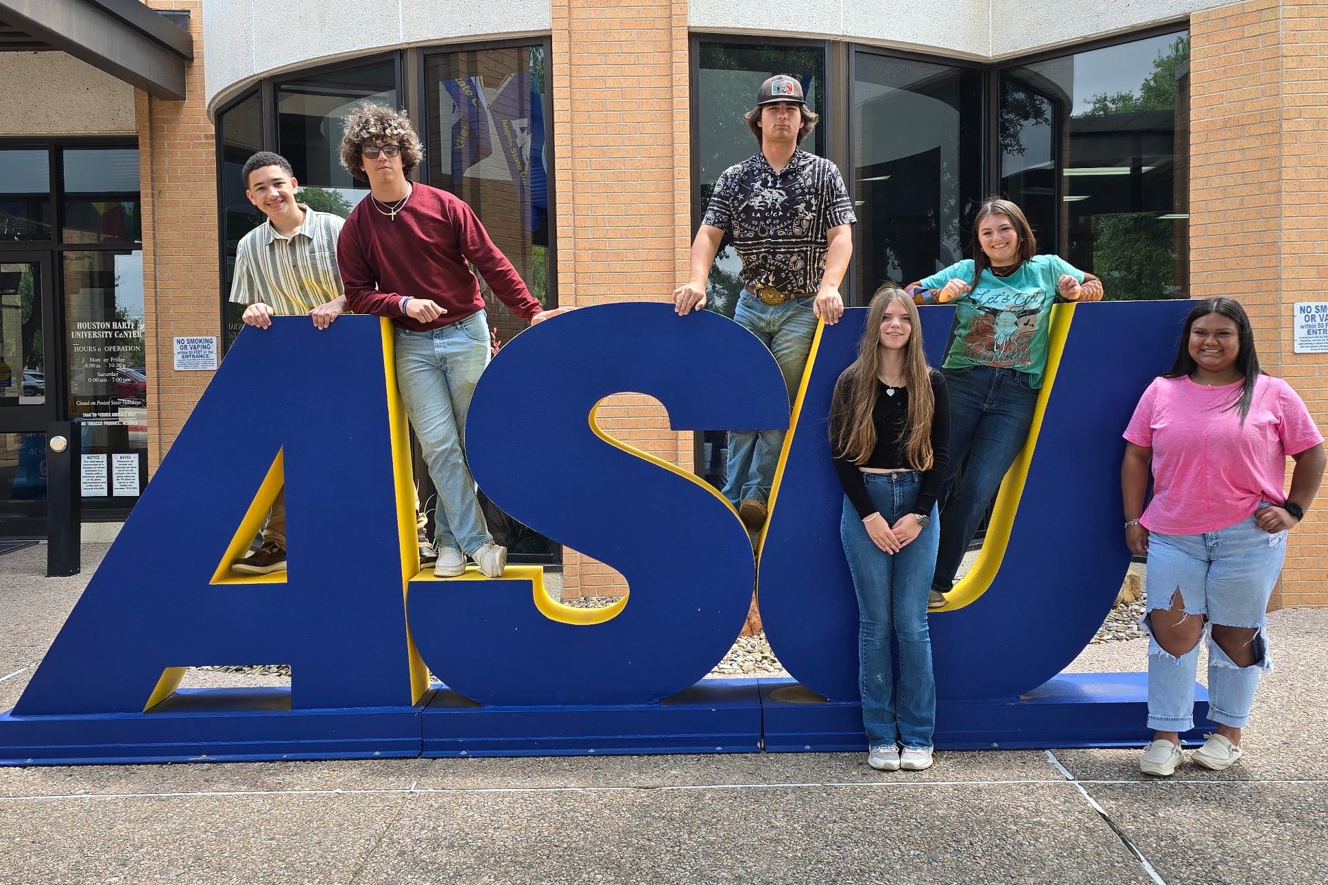 Students at ASU sign