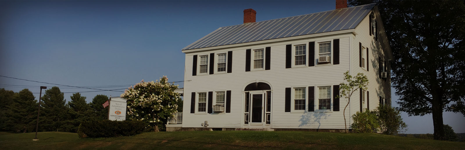 outdoor photo of building