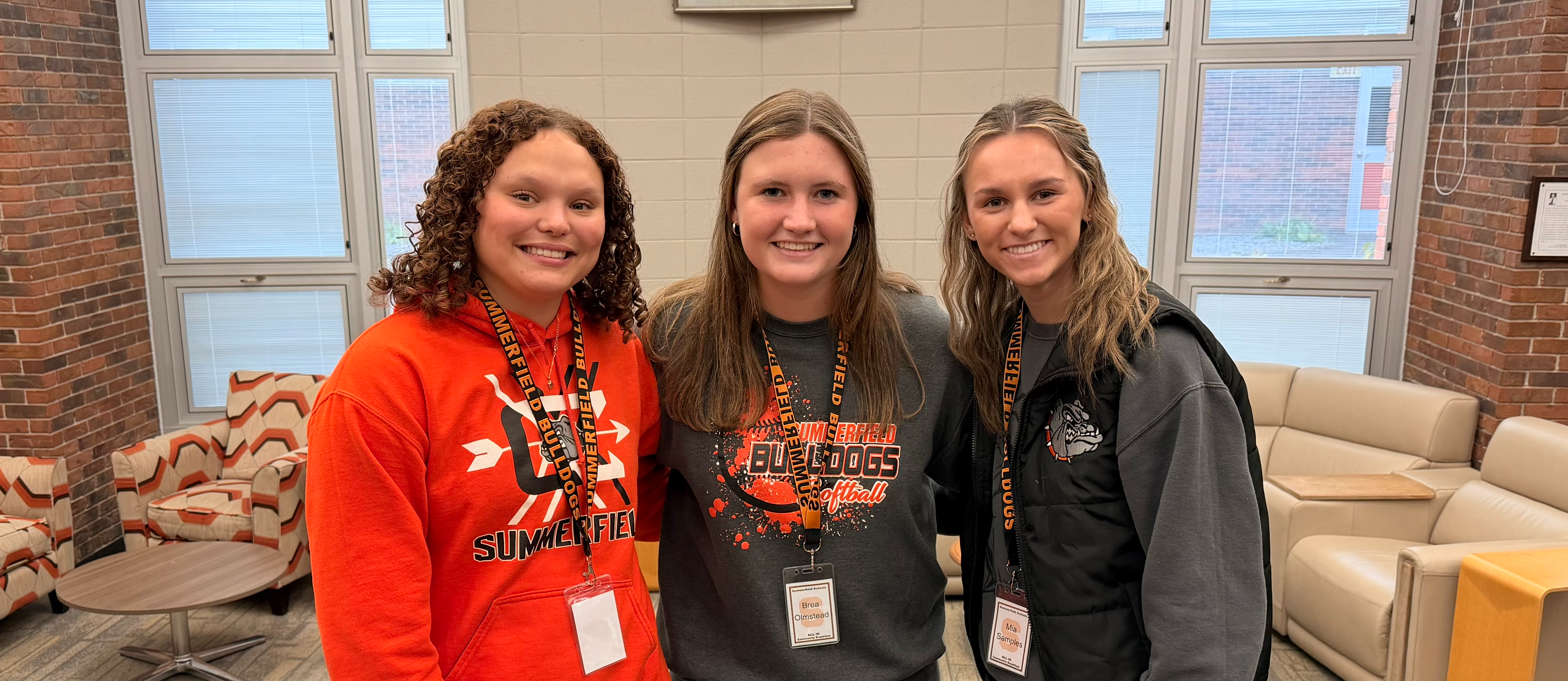 Image of student moderators for fall community breakfast.