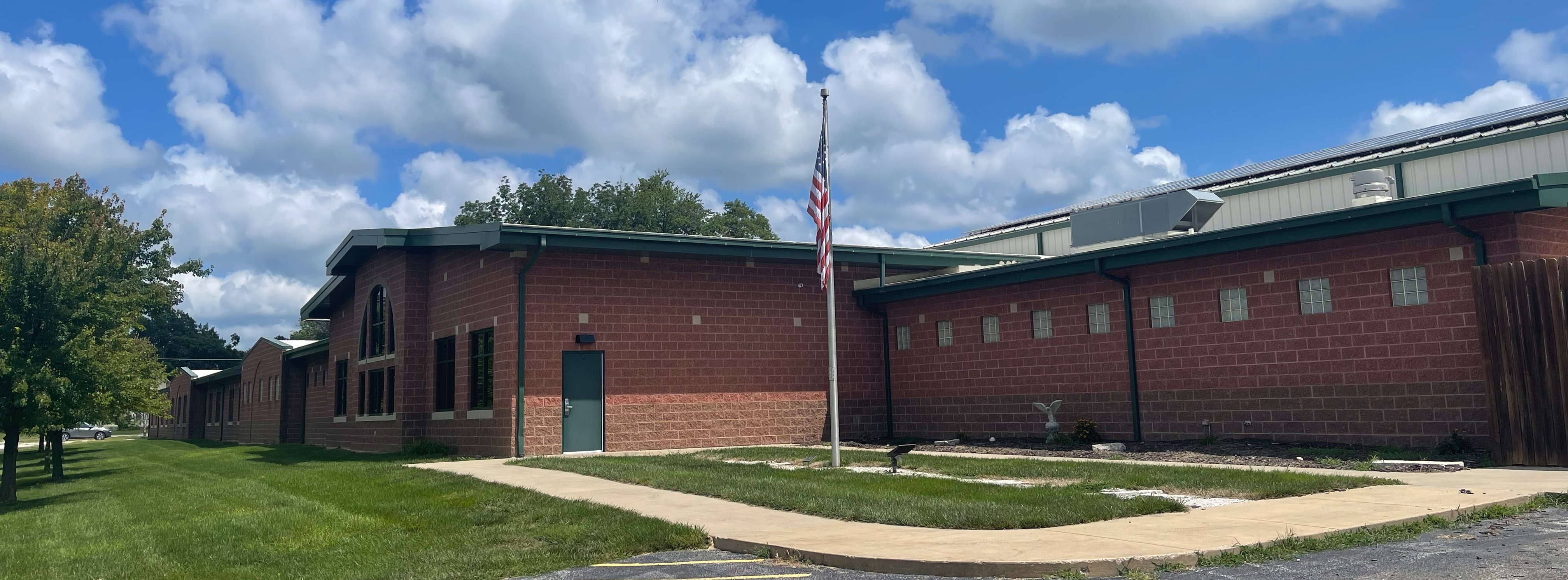 carrollton grade school exterior