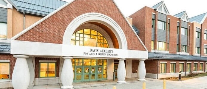 picture of Davis Academy buiding
