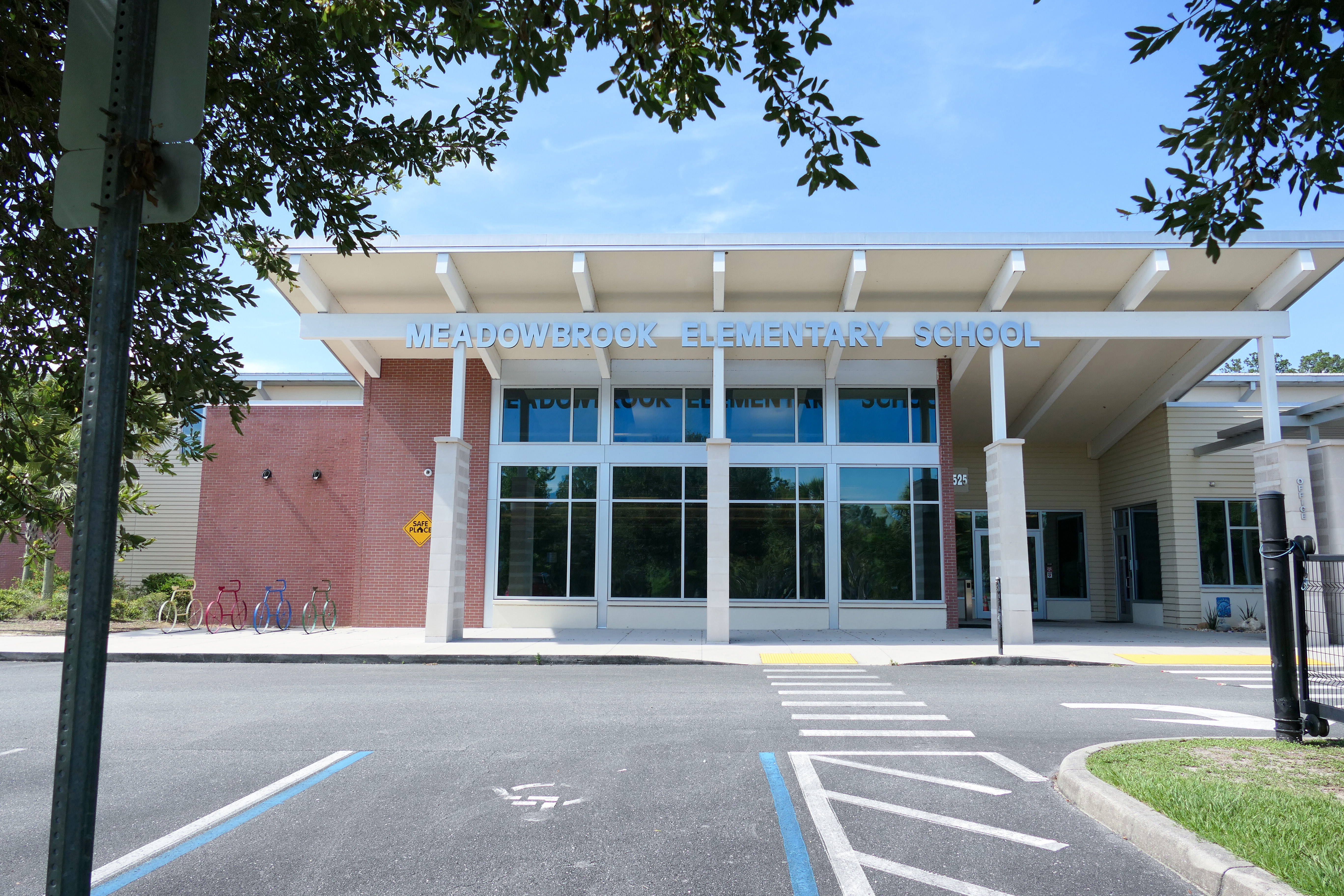 Meadowbrook Elementary School Exterior