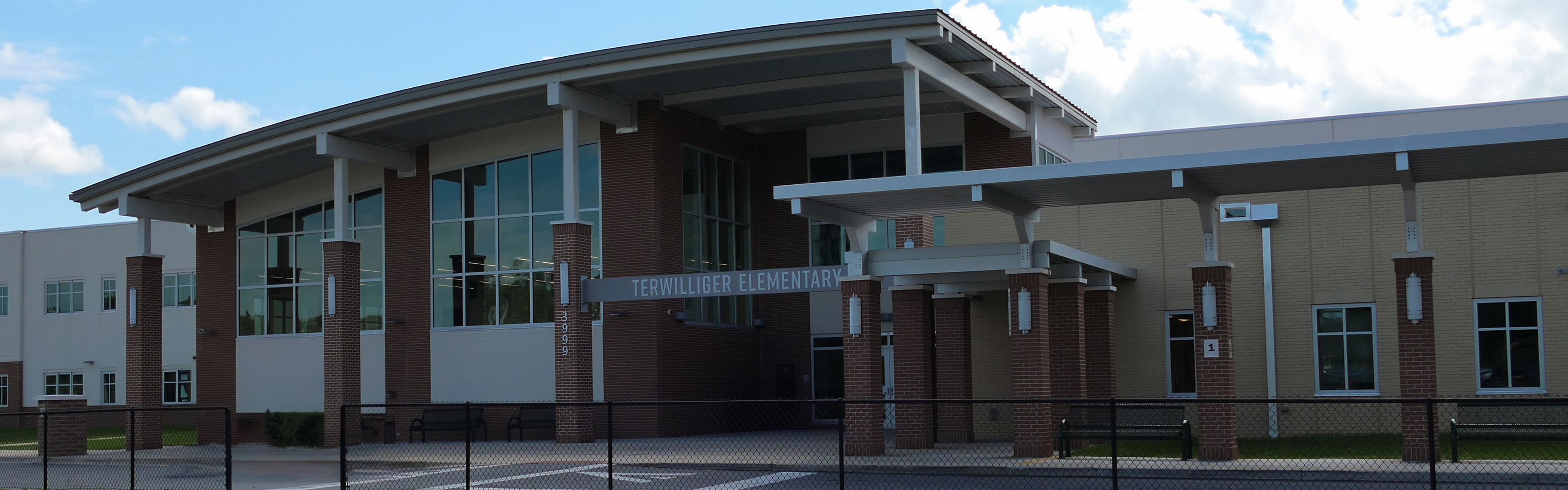 Terwilliger Elementary School Exterior