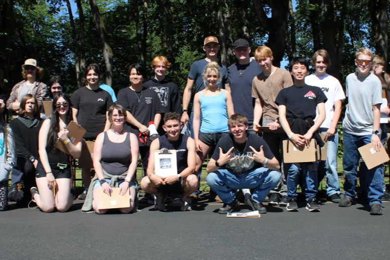 CAIS Students on field trip 