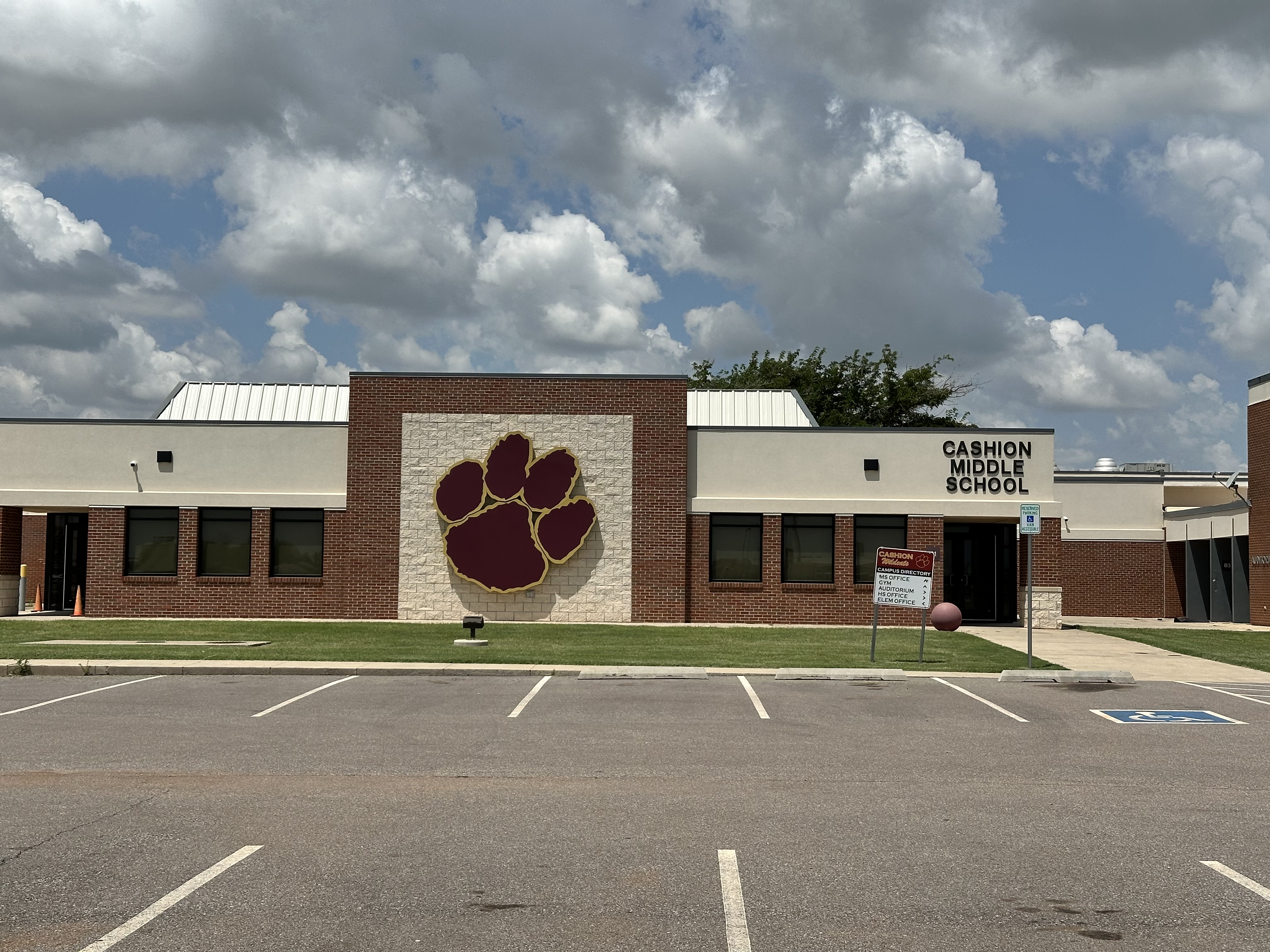 Entry of Middle School