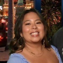 Denise Zapata headshot