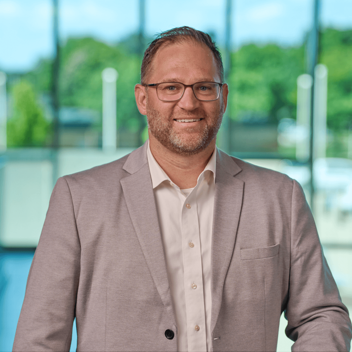 portrait of Dr. Michael Leiter