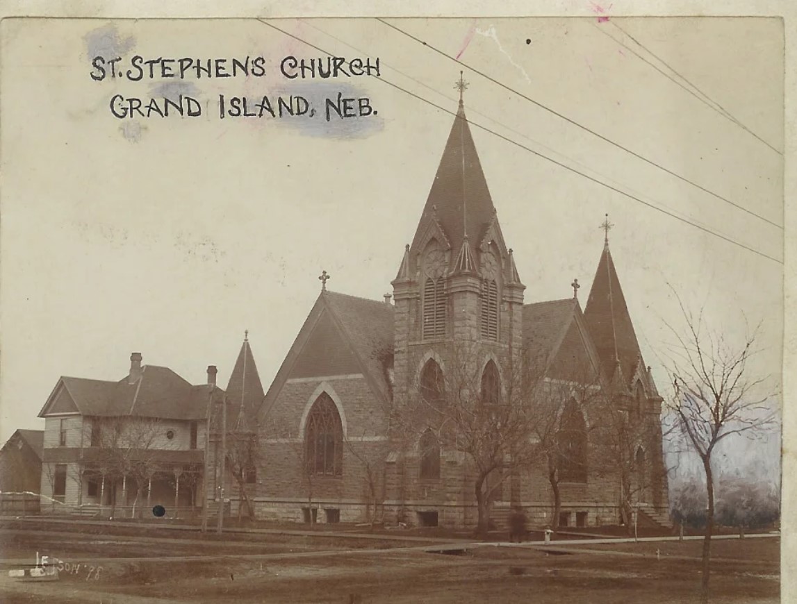  St. Stephen's Episcopal Church  422 West Second Street  This  landmark English Gothic structure opened for worship on July 7, 1889. The church was constructed with red granite from Colorado and trimmed in gray sandstone from Wyoming.  The stained glass windows were imported from Europe. In 1903, President Theodore Roosevelt was seated in the third-row pew as he worshiped with the local congregation after a tour of the western states. President Roosevelt also broke ground for the new Carnegie Public Library.