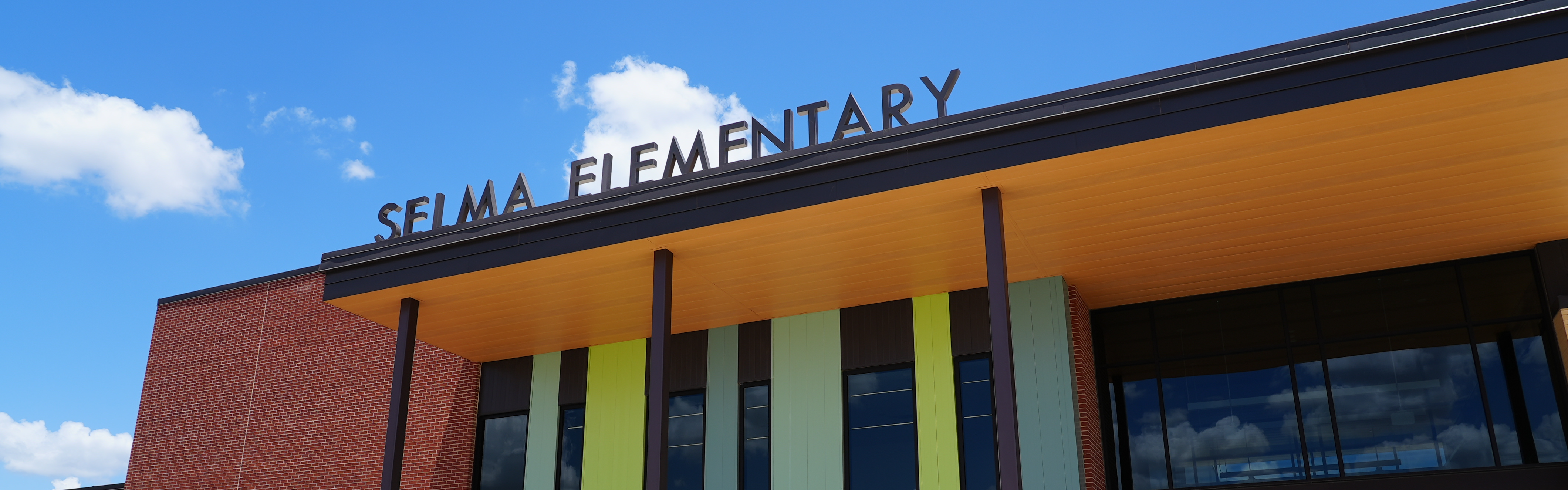 Exterior Photo of Elementary School