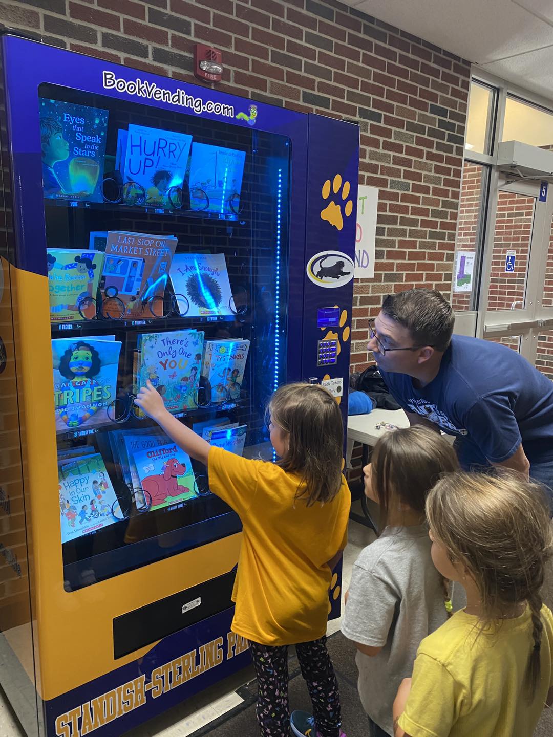 Book Vending Machine 