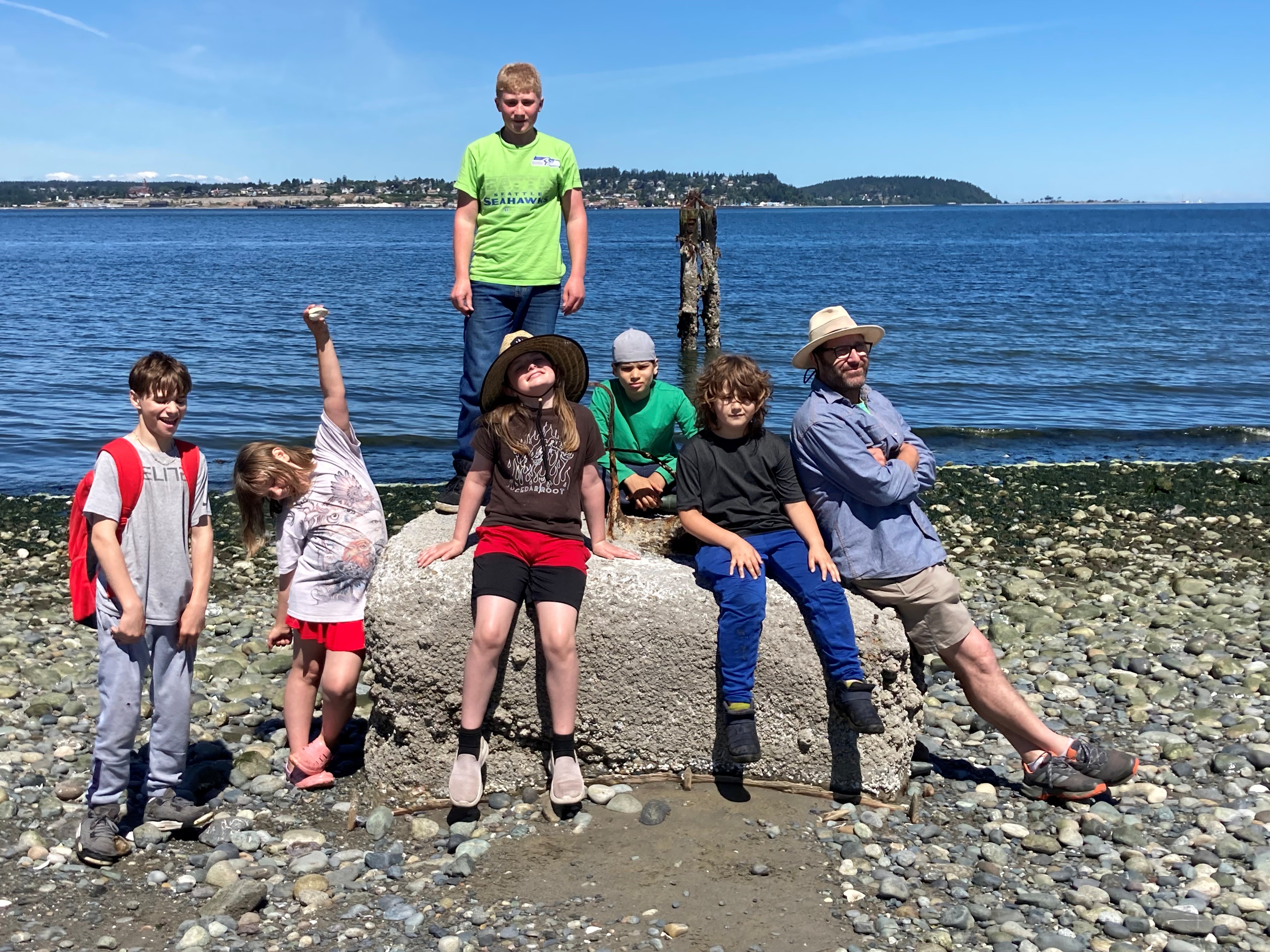 Pi Students enjoy a field trip to the beach.