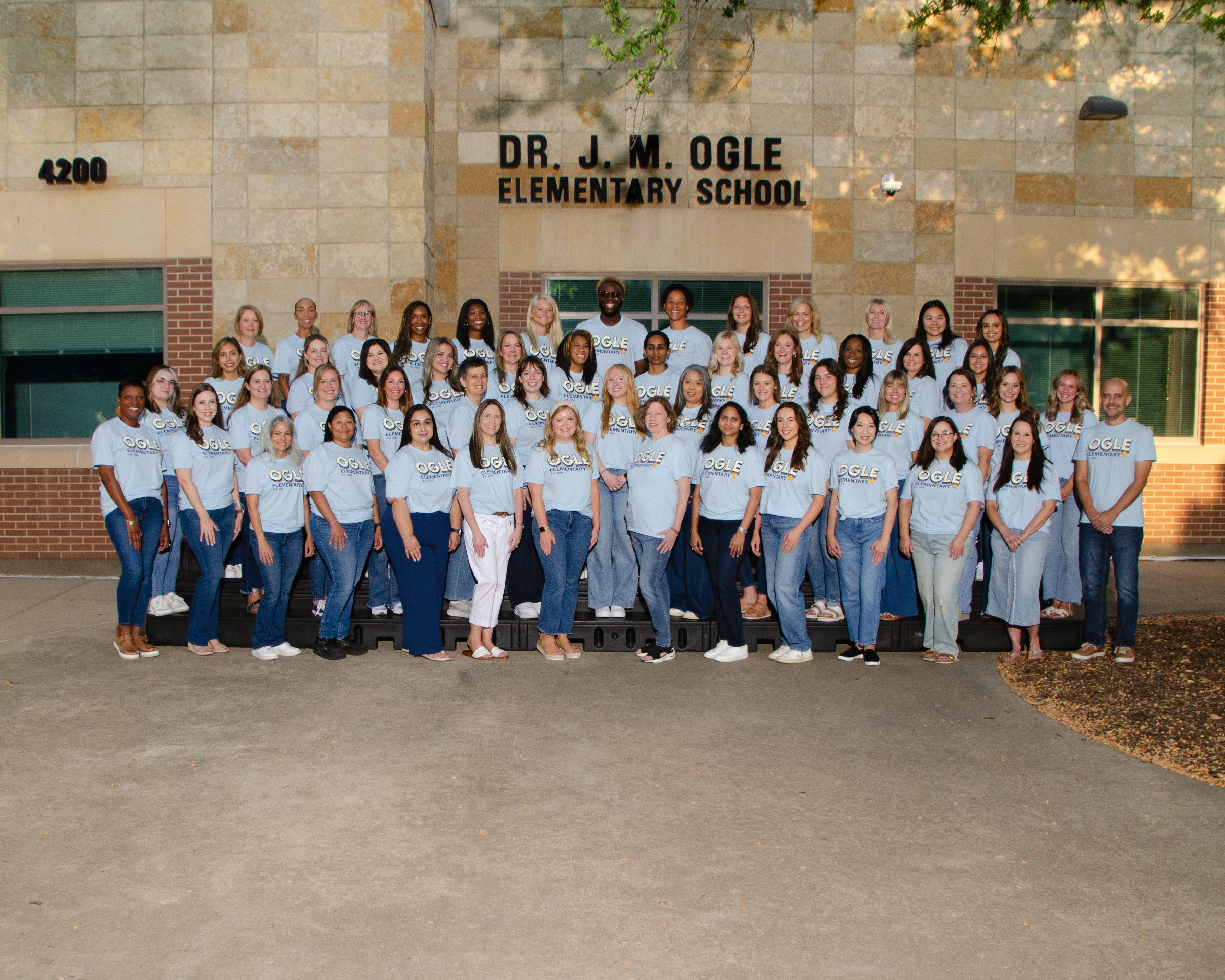 Staff Pic-25/26