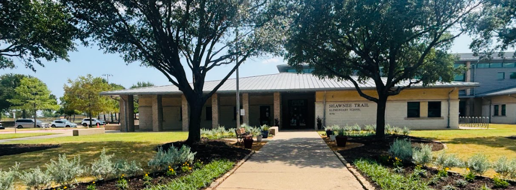 Shawnee Trail Front Entrance