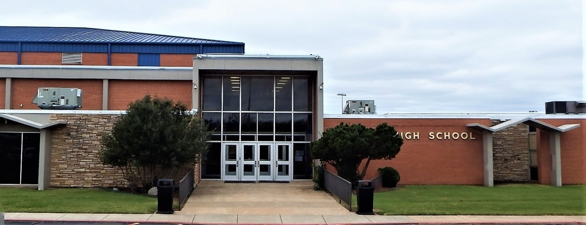 Picture of Oologah High School