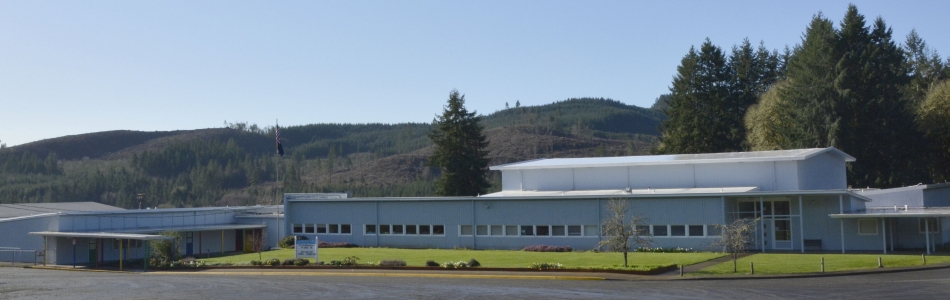A photo of Applegate Elementary School Building
