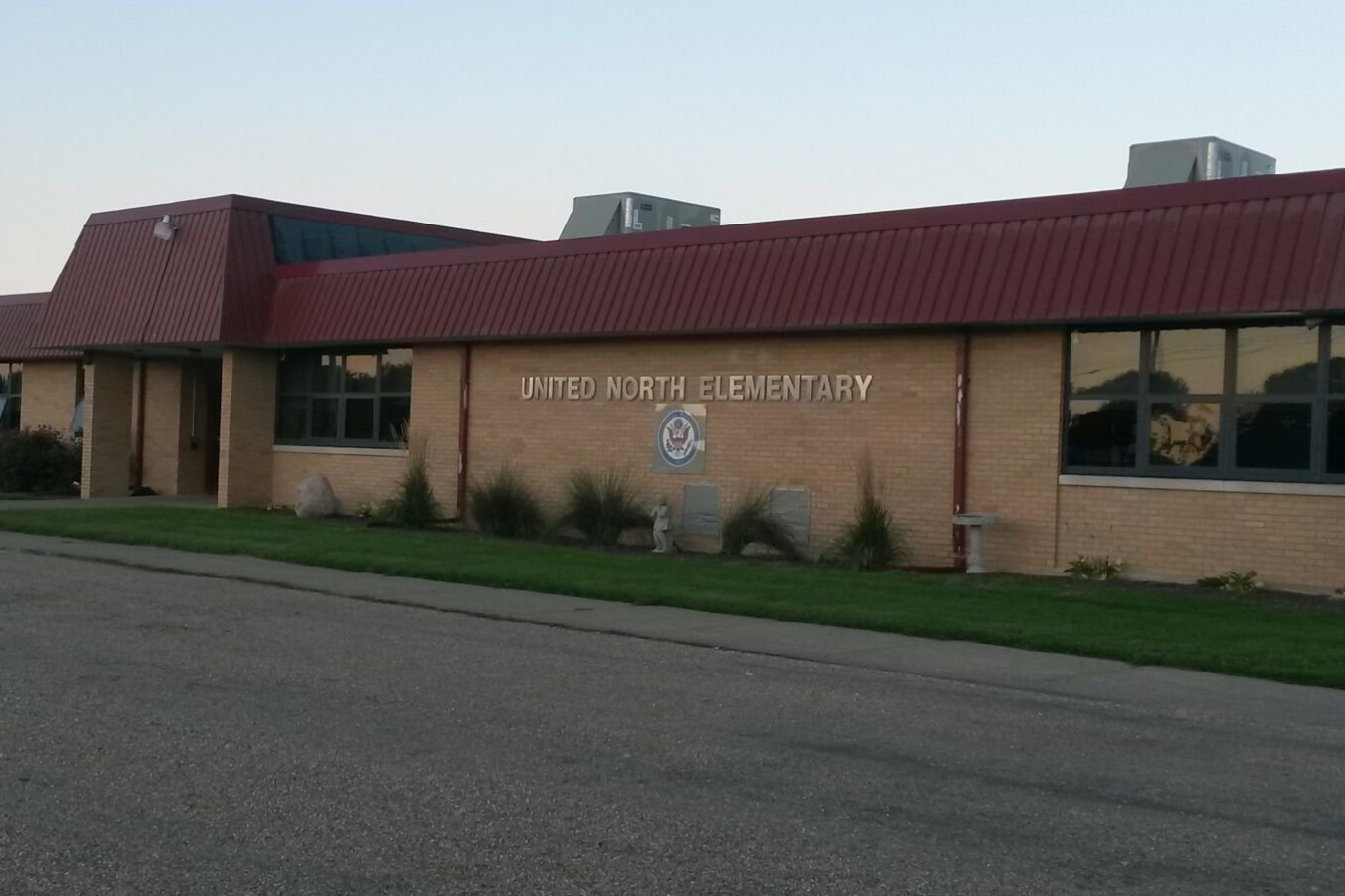 picture of north elementary building