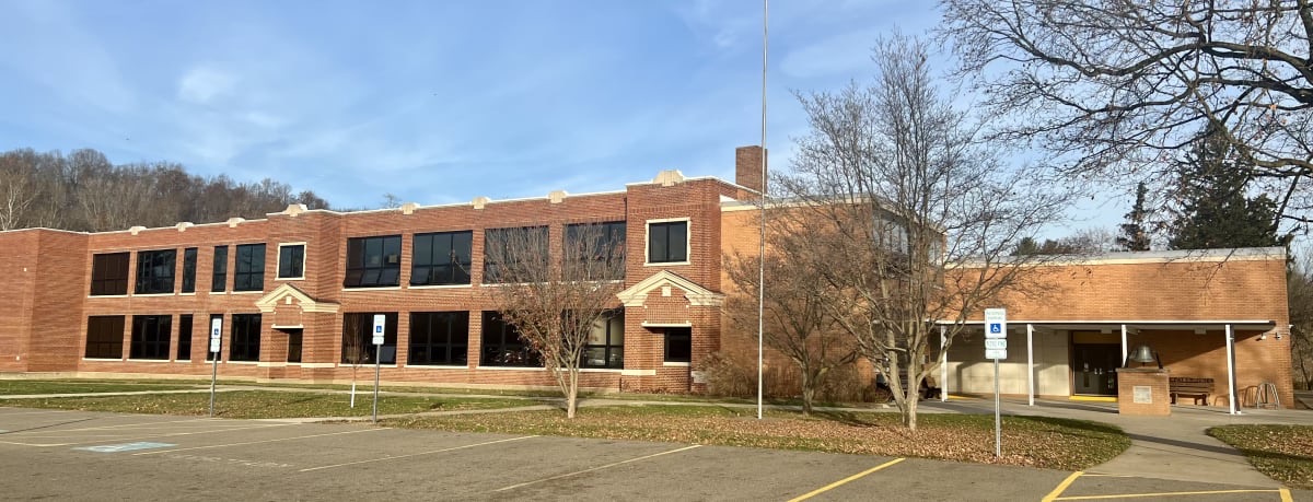 RV Elementary Building Front